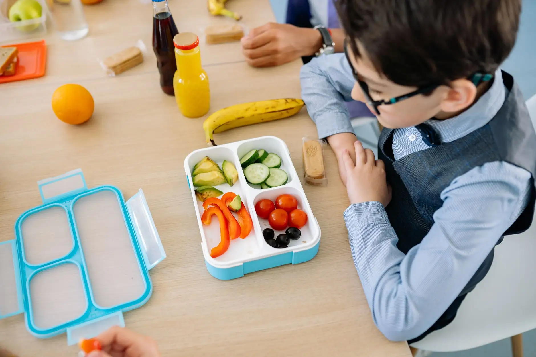 中小学营养餐配送方案设计要点与食品安全管理体系构建正文配图 1